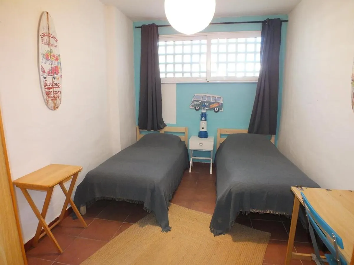 Apartamento En Planta Baja Con Piscina Comunitaria En Roses, Cerca De Playas Y Actividades - Es-204-47